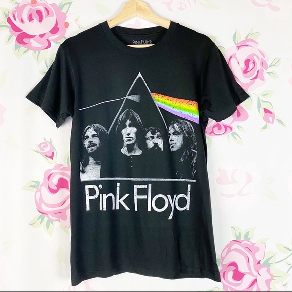 Pink Floyd Tops - NEW Pink Floyd Black Graphic Tee Shirt